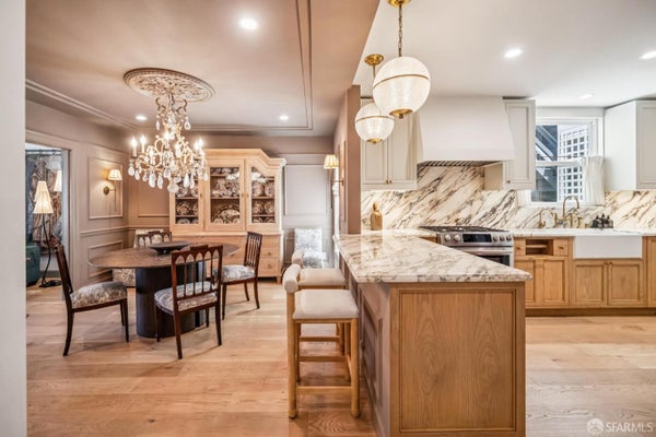 1635 CHESTNUT ST, SAN FRANCISCO, CA 94123 - Image 43a898807c1bc4c31b2812ba242ff69c/1320688937