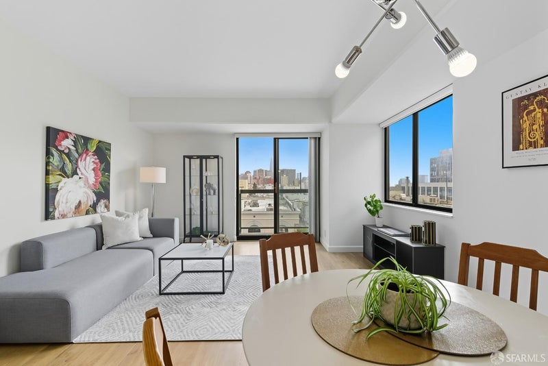 1 Daniel Burnham Court 303