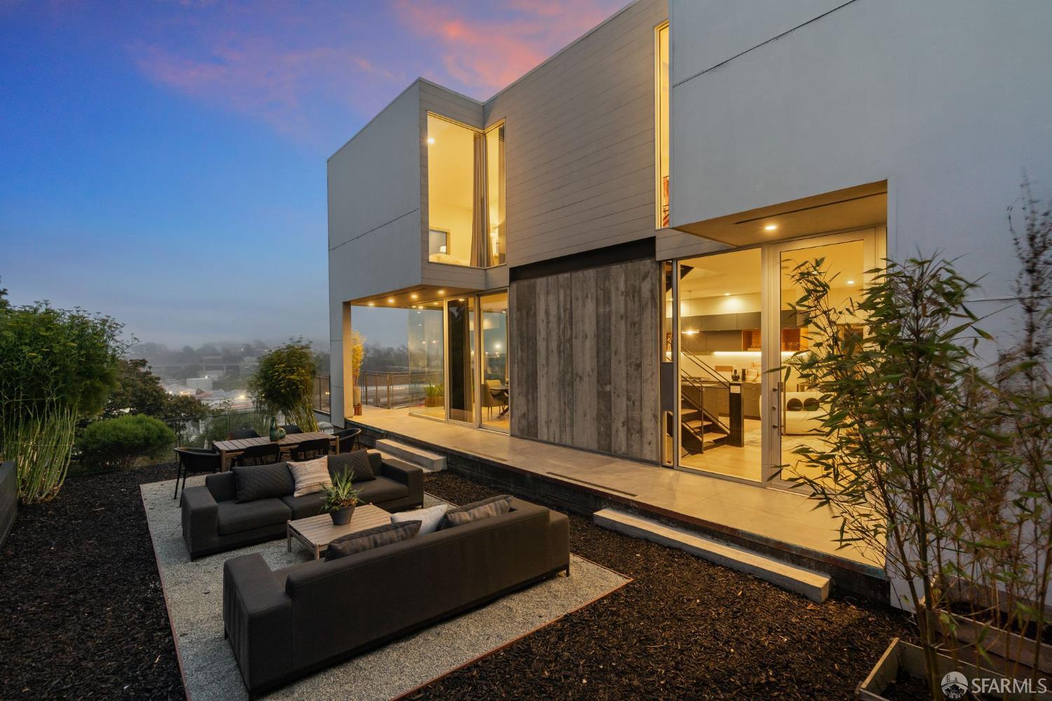 147 Bronte Street, San Francisco CA 94110