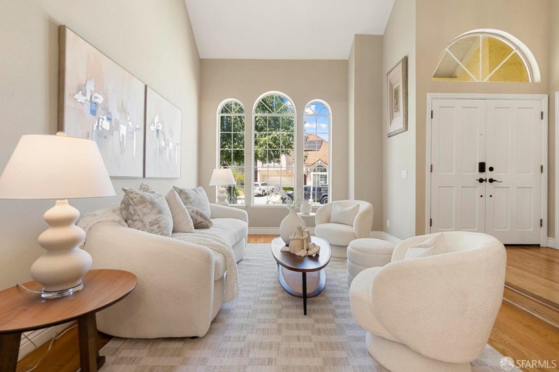 1108 Calle Almaden