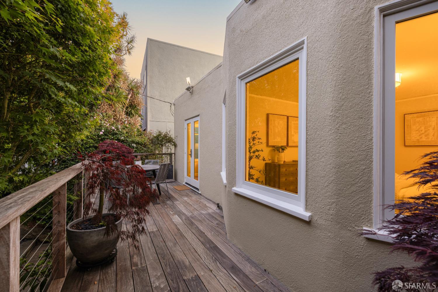 San Francisco, California 94127, United States, 3 Bedrooms Bedrooms, ,2 BathroomsBathrooms,Residential,Active,154624