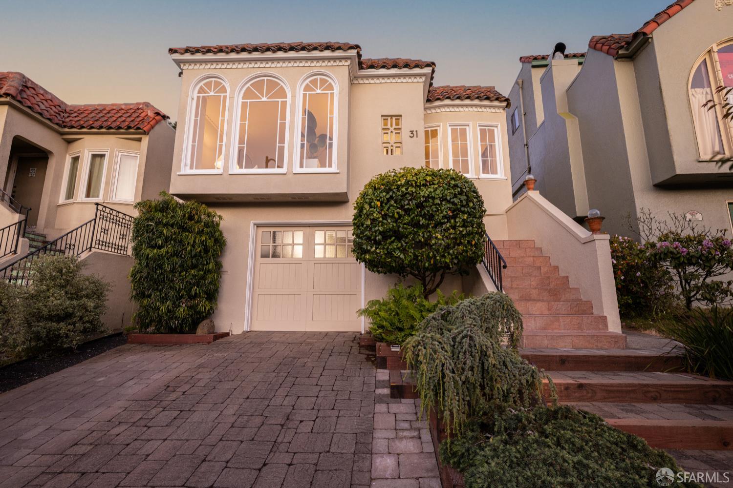 San Francisco, California 94127, United States, 3 Bedrooms Bedrooms, ,2 BathroomsBathrooms,Residential,Active,154624