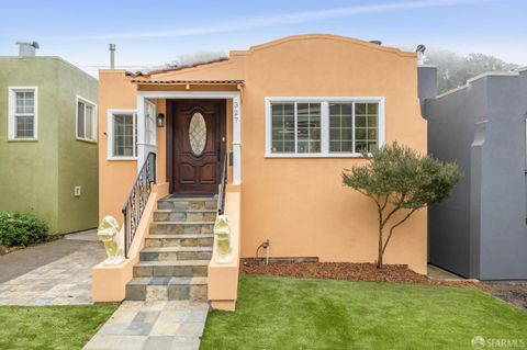 327 Ulloa Street, San Francisco, CA 94127 - #: 425077289