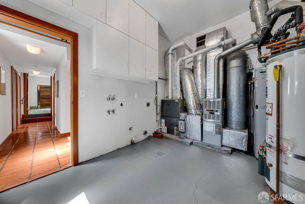 Kensington, California 94707, United States, 4 Bedrooms Bedrooms, ,4 BathroomsBathrooms,Residential,Contingent,203456