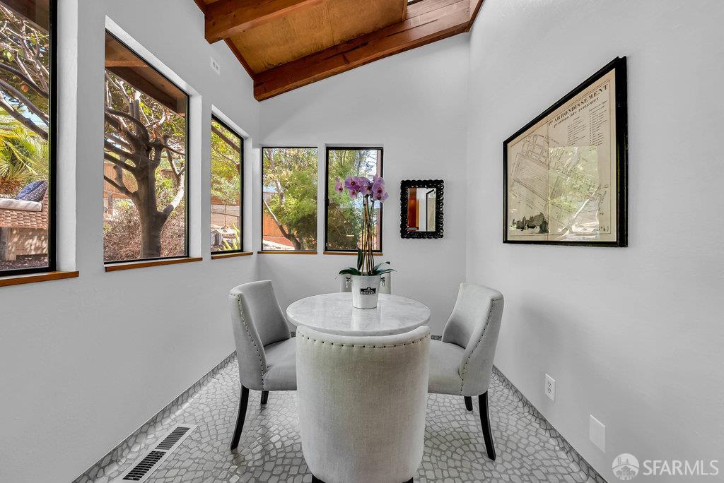 Kensington, California 94707, United States, 4 Bedrooms Bedrooms, ,4 BathroomsBathrooms,Residential,Contingent,203456