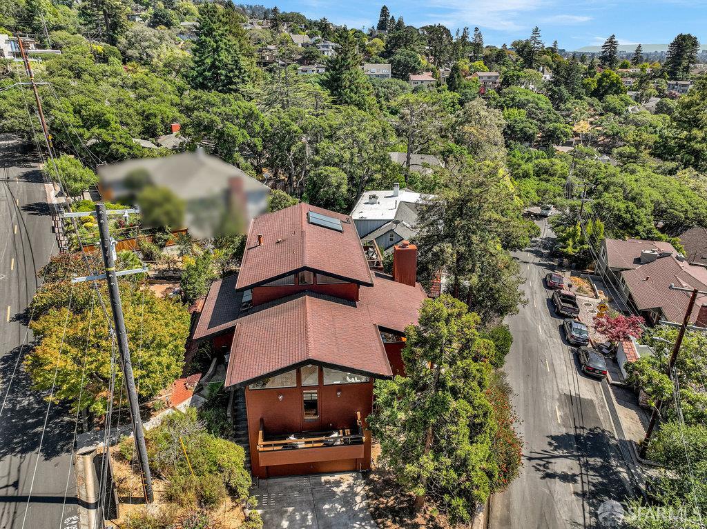 Kensington, California 94707, United States, 4 Bedrooms Bedrooms, ,4 BathroomsBathrooms,Residential,Contingent,203456