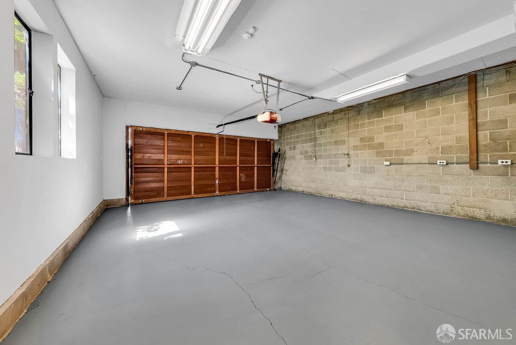 Kensington, California 94707, United States, 4 Bedrooms Bedrooms, ,4 BathroomsBathrooms,Residential,Contingent,203456