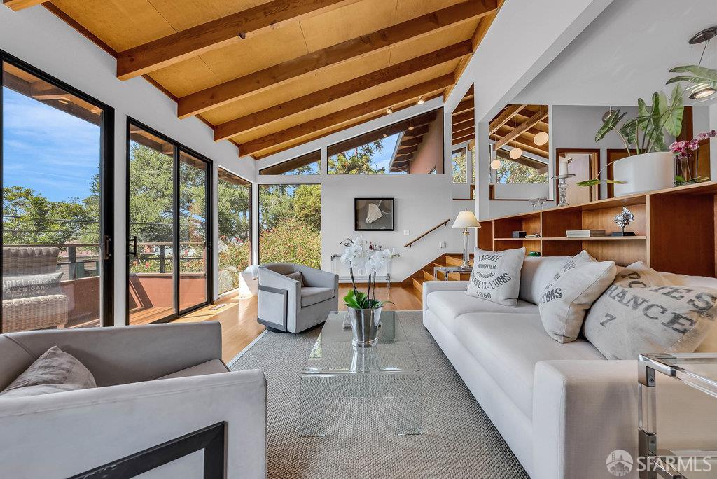 Kensington, California 94707, United States, 4 Bedrooms Bedrooms, ,4 BathroomsBathrooms,Residential,Contingent,203456