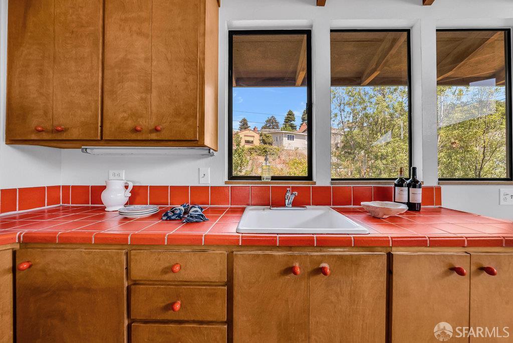 Kensington, California 94707, United States, 4 Bedrooms Bedrooms, ,4 BathroomsBathrooms,Residential,Contingent,203456