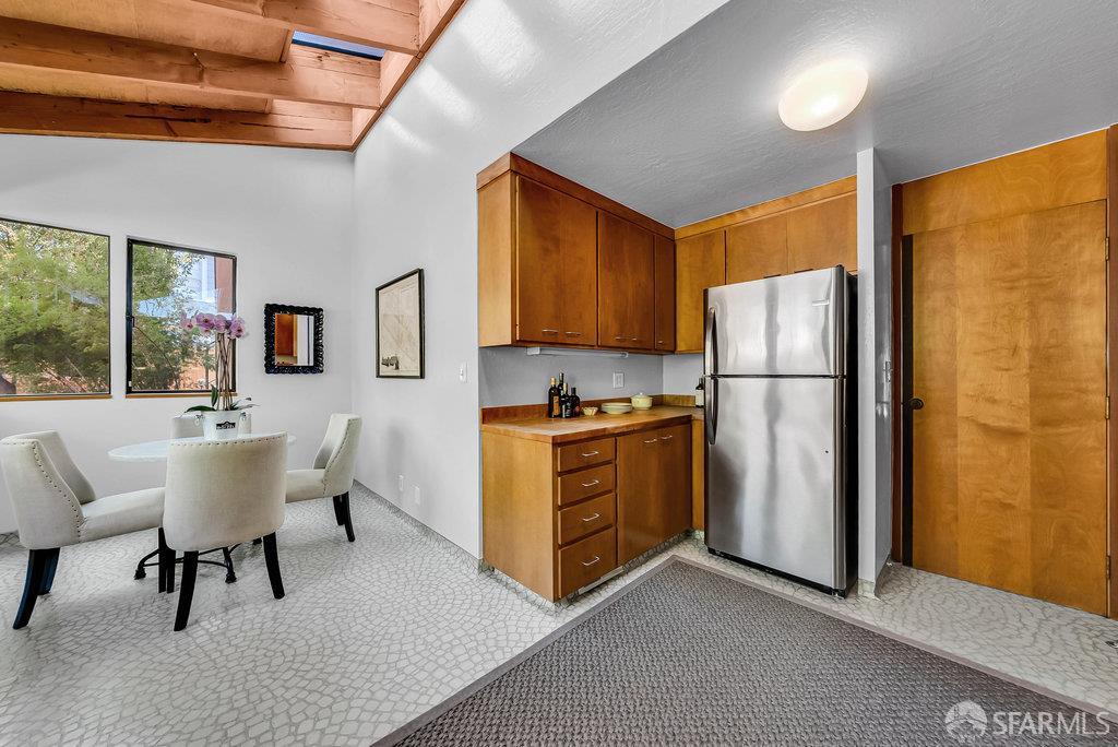 Kensington, California 94707, United States, 4 Bedrooms Bedrooms, ,4 BathroomsBathrooms,Residential,Contingent,203456