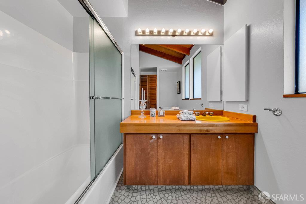 Kensington, California 94707, United States, 4 Bedrooms Bedrooms, ,4 BathroomsBathrooms,Residential,Contingent,203456