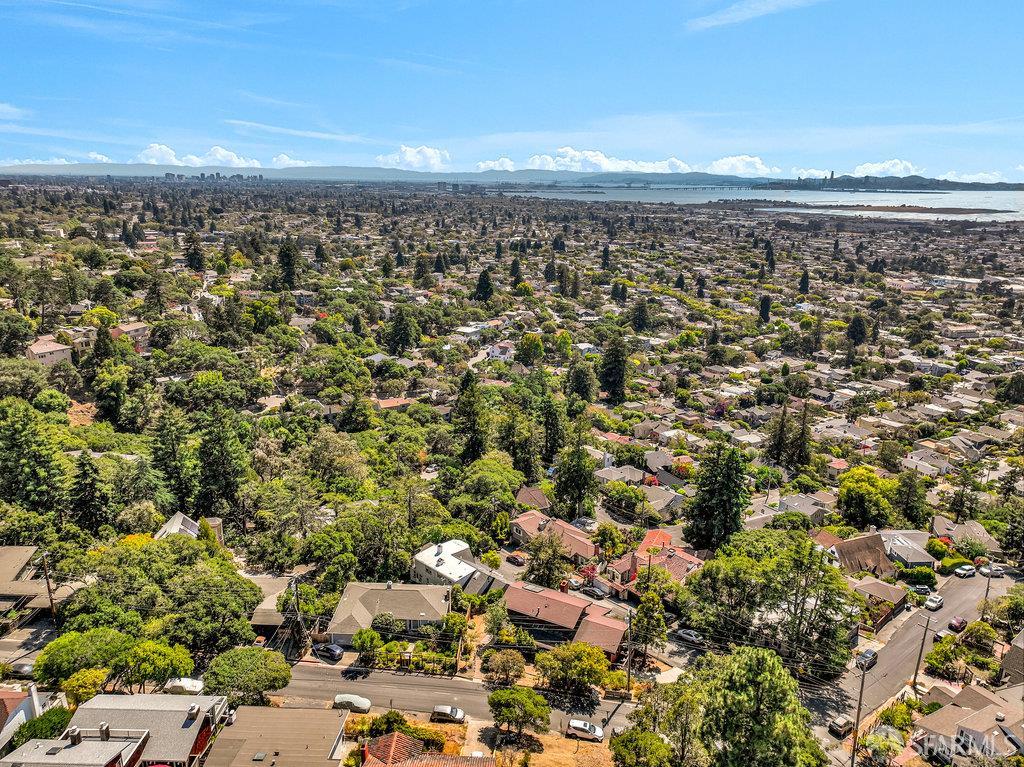 Kensington, California 94707, United States, 4 Bedrooms Bedrooms, ,4 BathroomsBathrooms,Residential,Contingent,203456