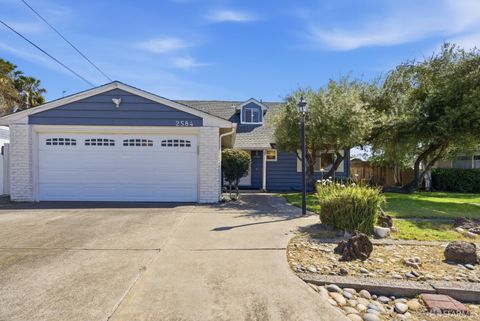 2584 Phelan Avenue, Hayward, CA 94545 - #: 426115286