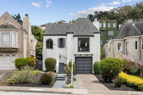 1007 Portola Drive, San Francisco, CA 94127 - #: 425057524