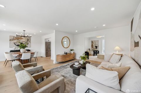 248 Niagara Avenue, San Francisco, CA 94112 - #: 425053430