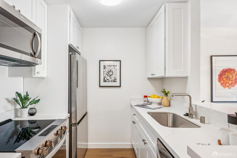 381 Half Moon Lane 312