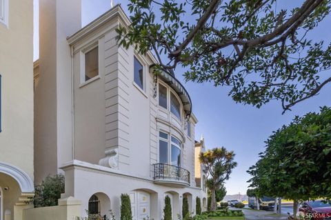 Property photo of 225 Marina Boulevard, San Francisco, CA 94123
