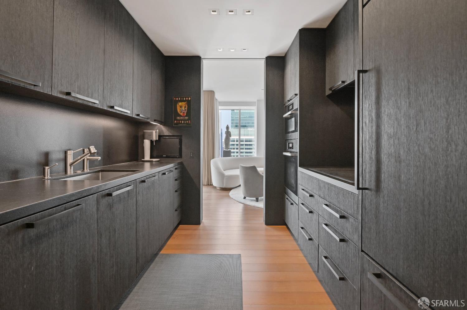 188 Minna Street 27A