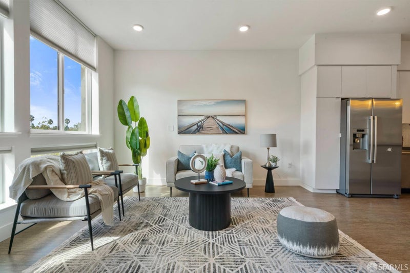 3768 Capitol Avenue 305B