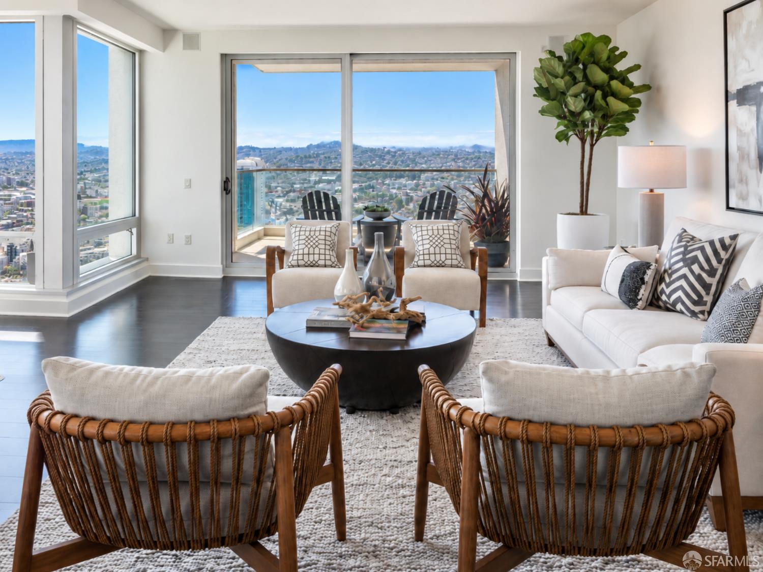 188 Minna Street 36D
