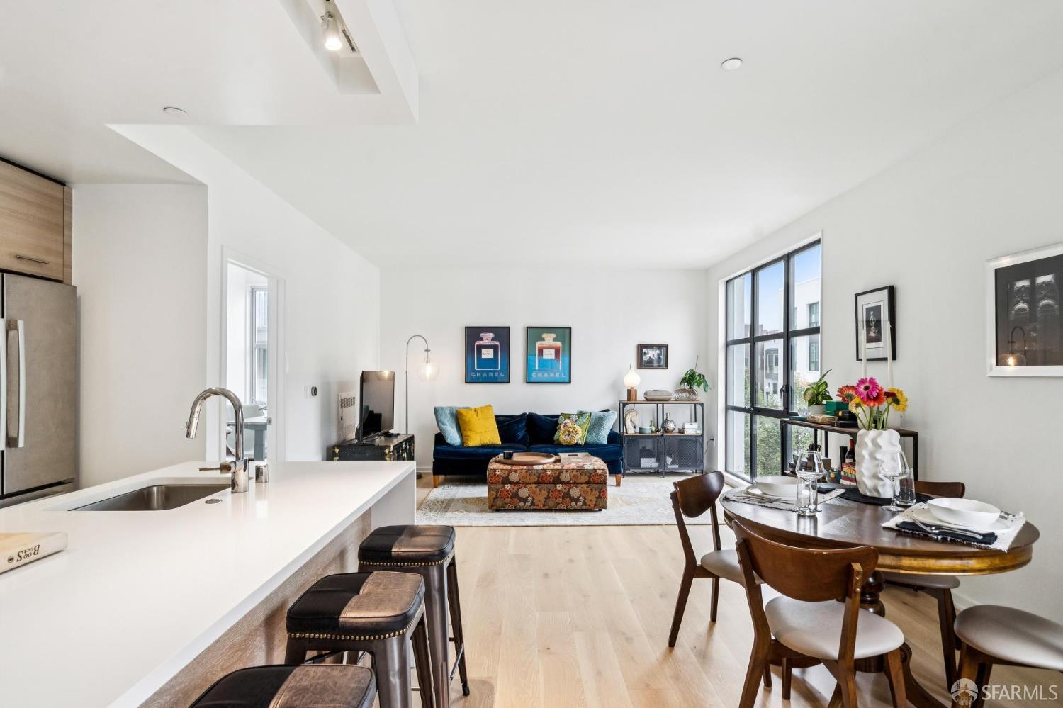 451 Donahue Street 418