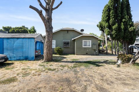 A home in East Palo Alto