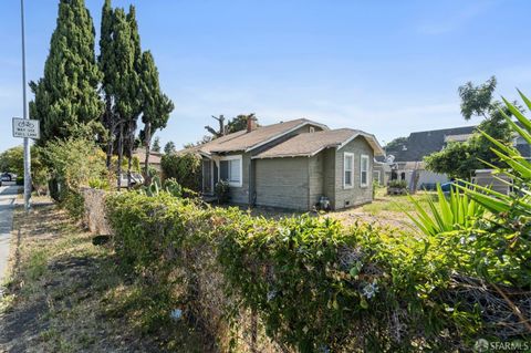 A home in East Palo Alto