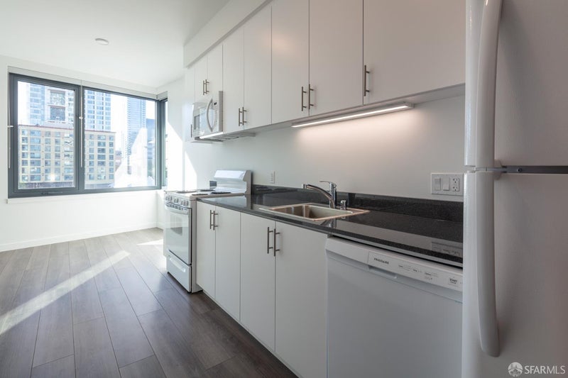 285 Main Street 408