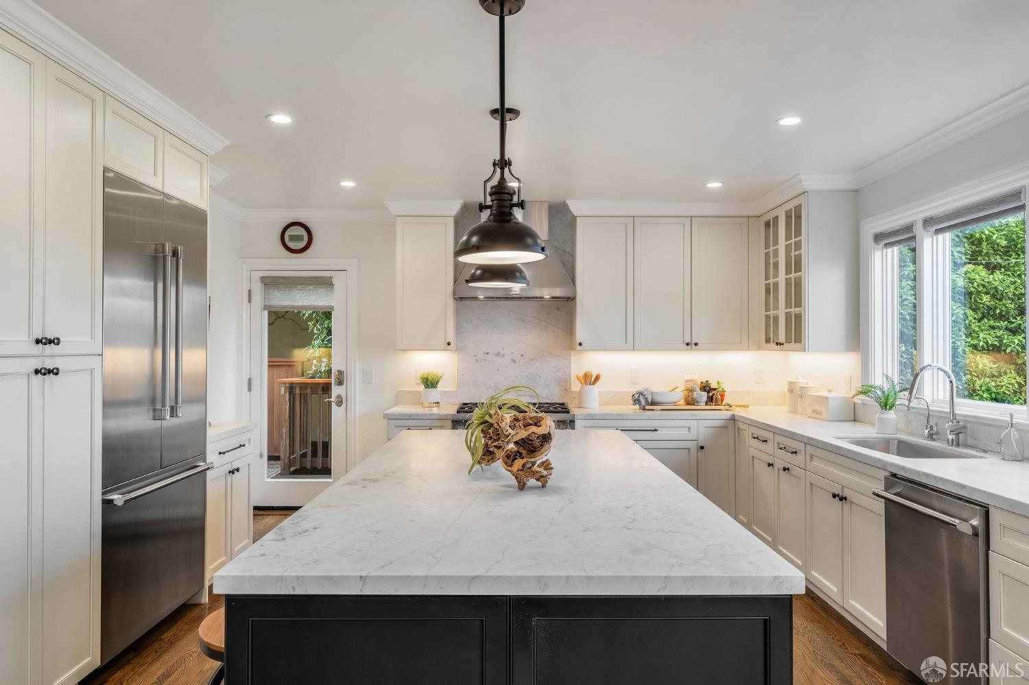 325 Moncada Way, San Francisco CA 94127
