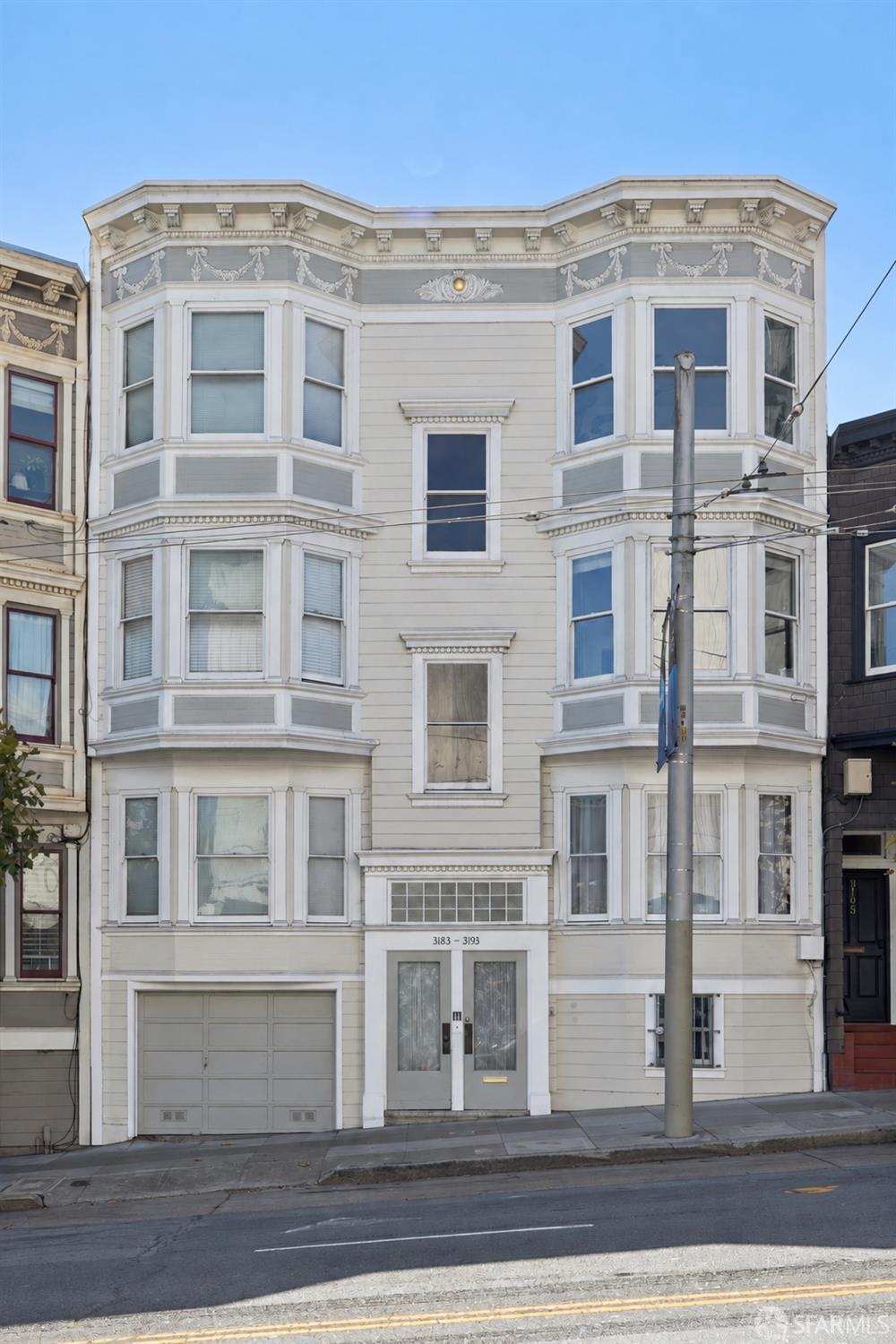 3189 California Street