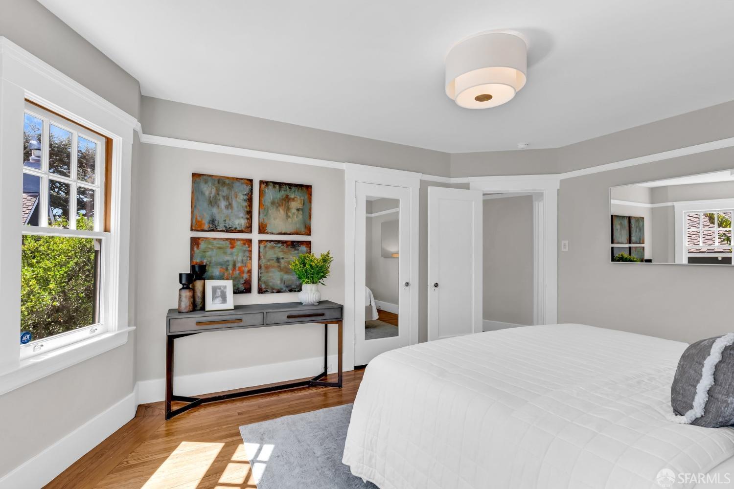 San Francisco, California 94127, United States, 3 Bedrooms Bedrooms, ,1 BathroomBathrooms,Residential,Pending,106369