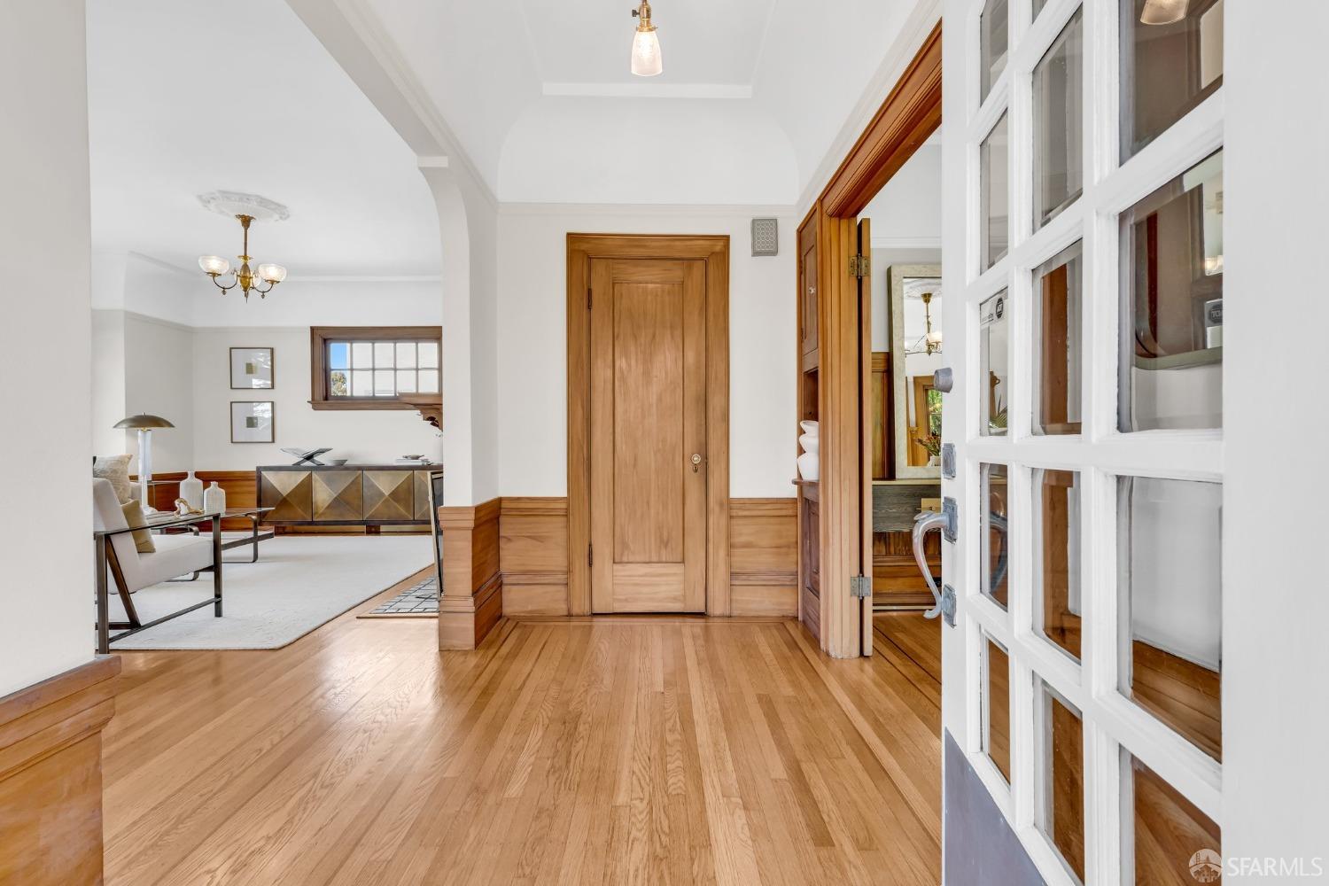 San Francisco, California 94127, United States, 3 Bedrooms Bedrooms, ,1 BathroomBathrooms,Residential,Pending,106369