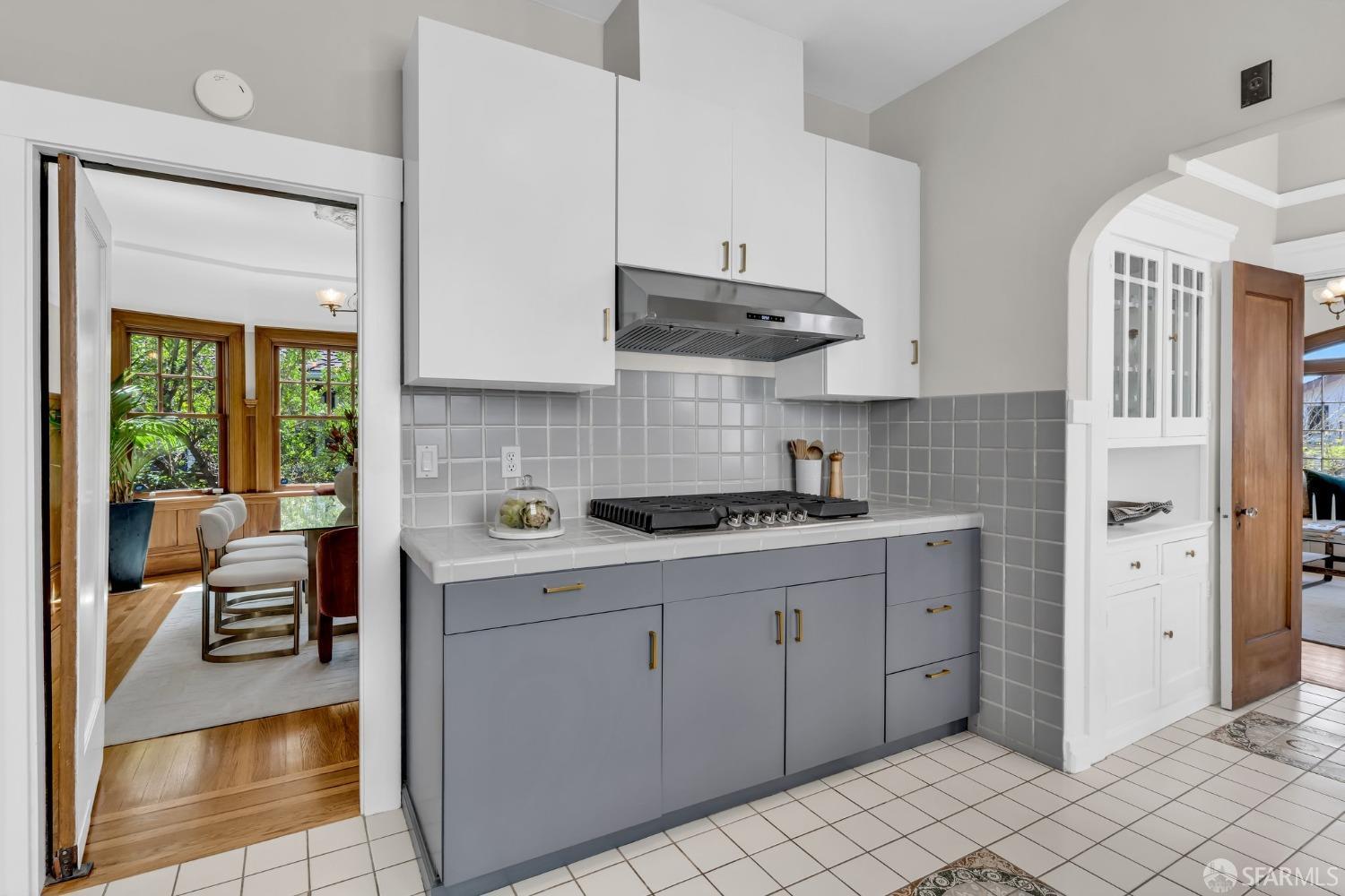 San Francisco, California 94127, United States, 3 Bedrooms Bedrooms, ,1 BathroomBathrooms,Residential,Pending,106369