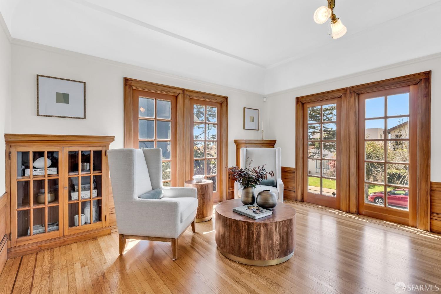 San Francisco, California 94127, United States, 3 Bedrooms Bedrooms, ,1 BathroomBathrooms,Residential,Pending,106369