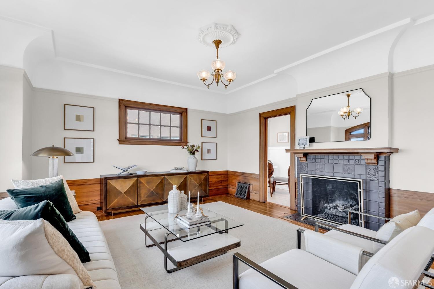 San Francisco, California 94127, United States, 3 Bedrooms Bedrooms, ,1 BathroomBathrooms,Residential,Pending,106369