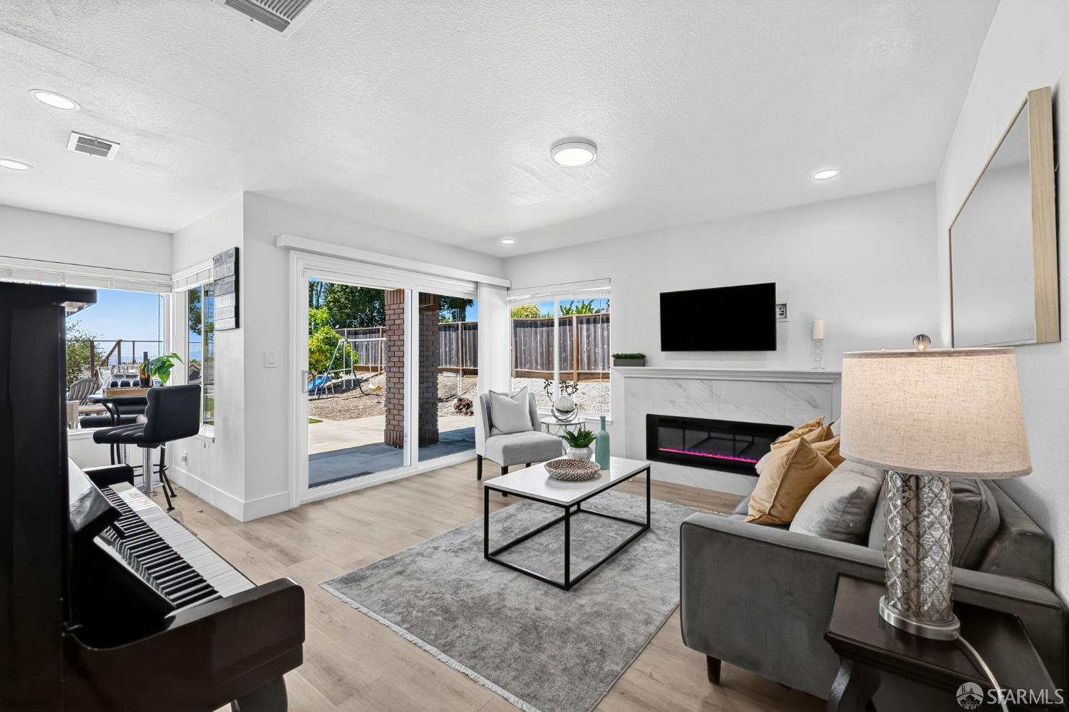 1299 Turquoise Drive