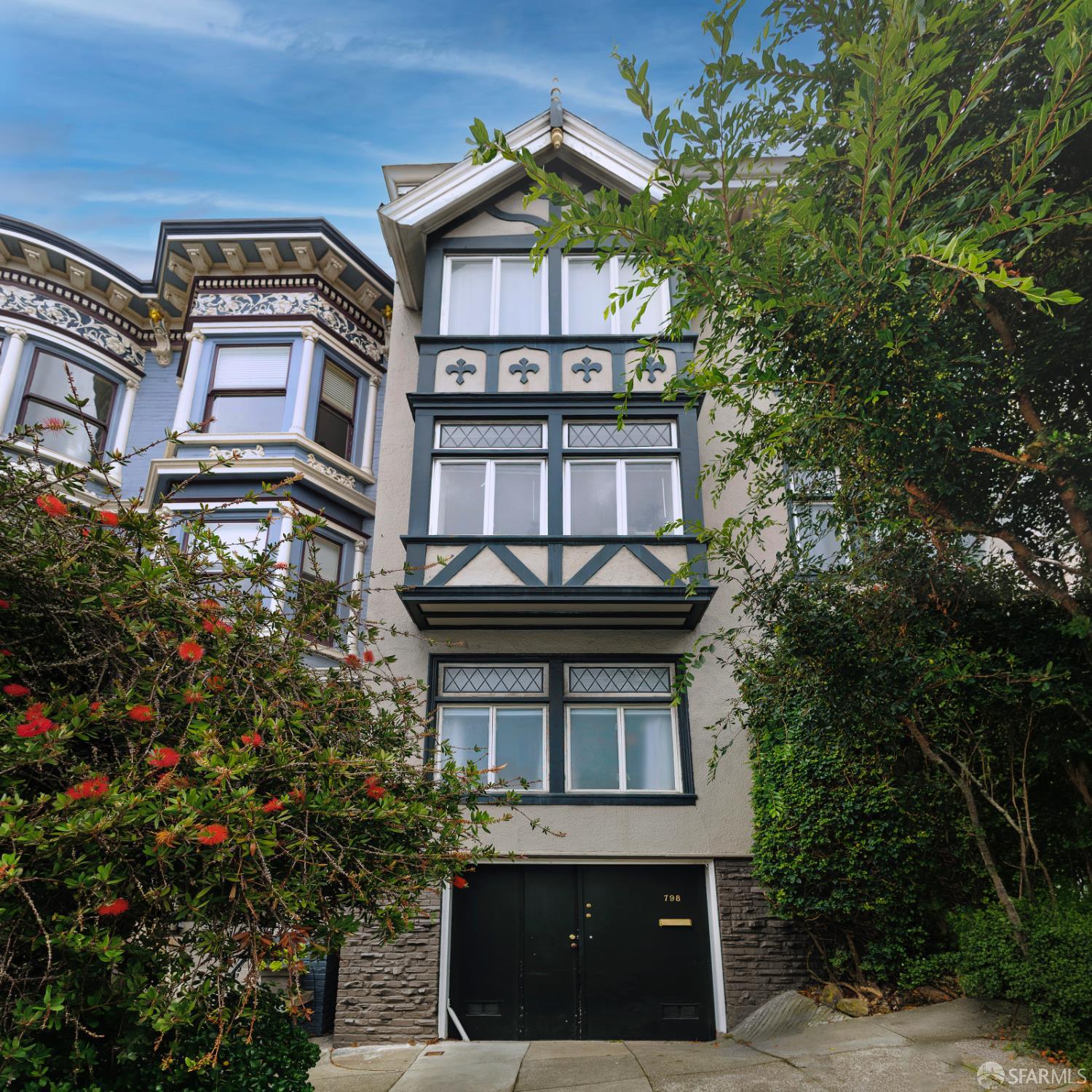 136-138 Frederick Street