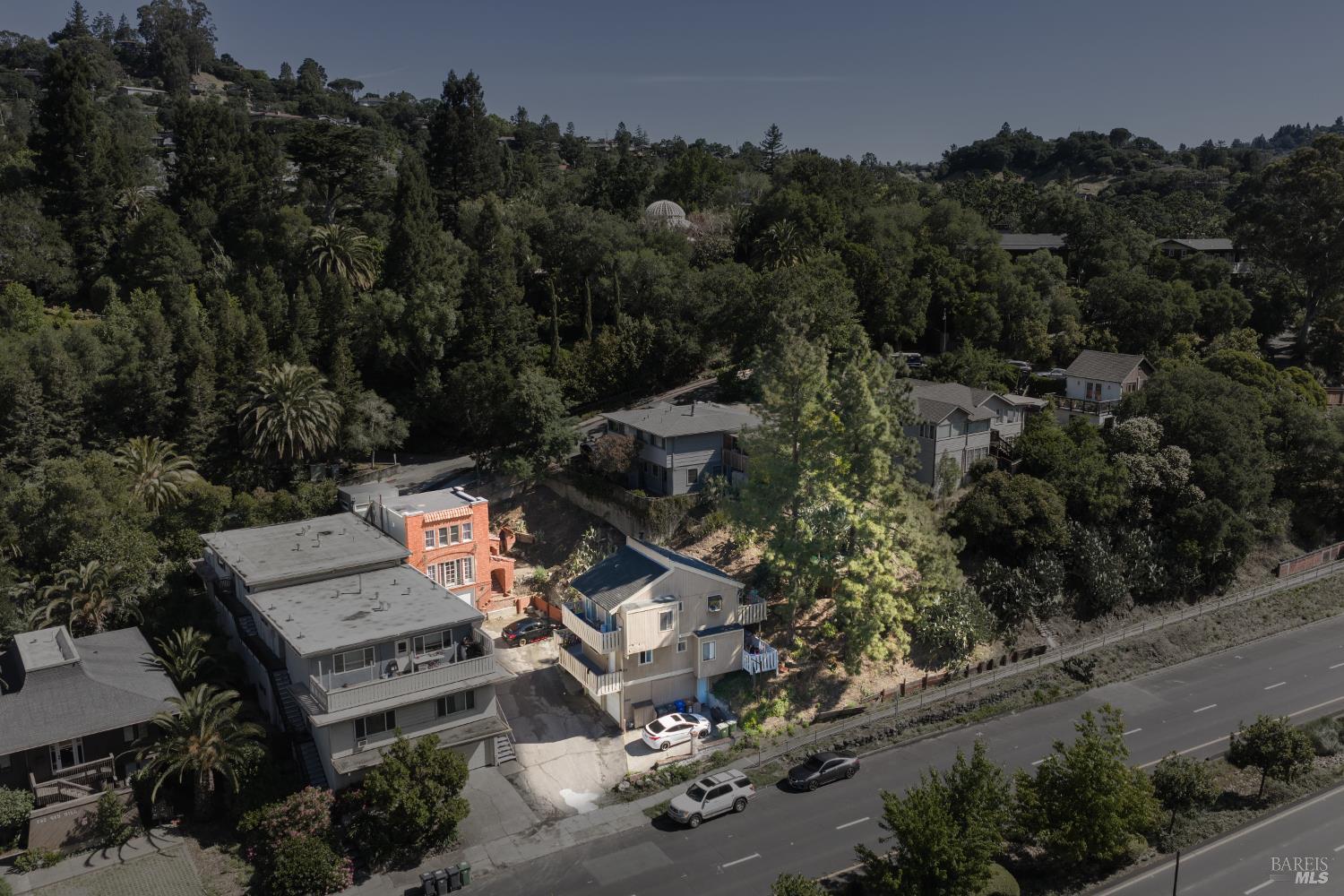 250 Red Hill Avenue