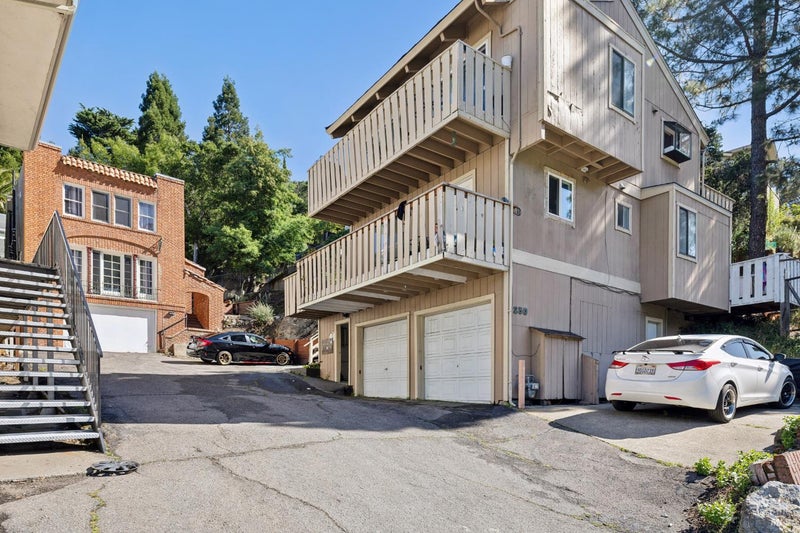 250 Red Hill Avenue