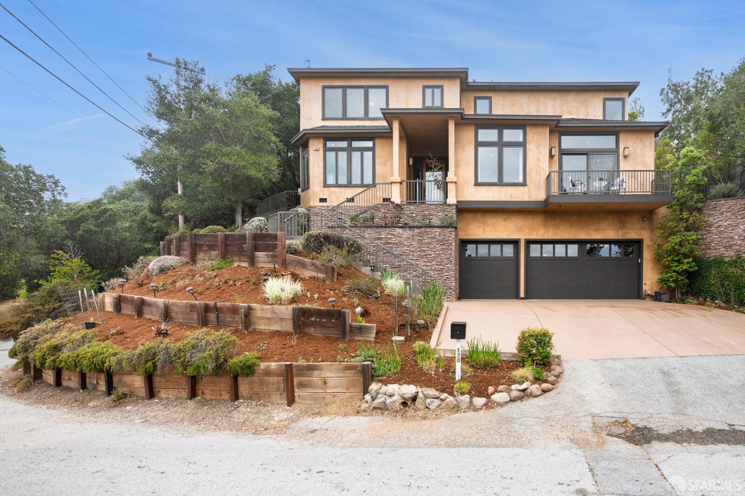130 Lynton Avenue