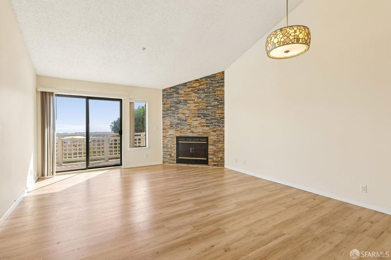 810 Red Leaf Court