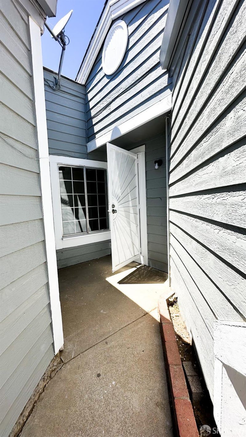 3439 Baywood Circle