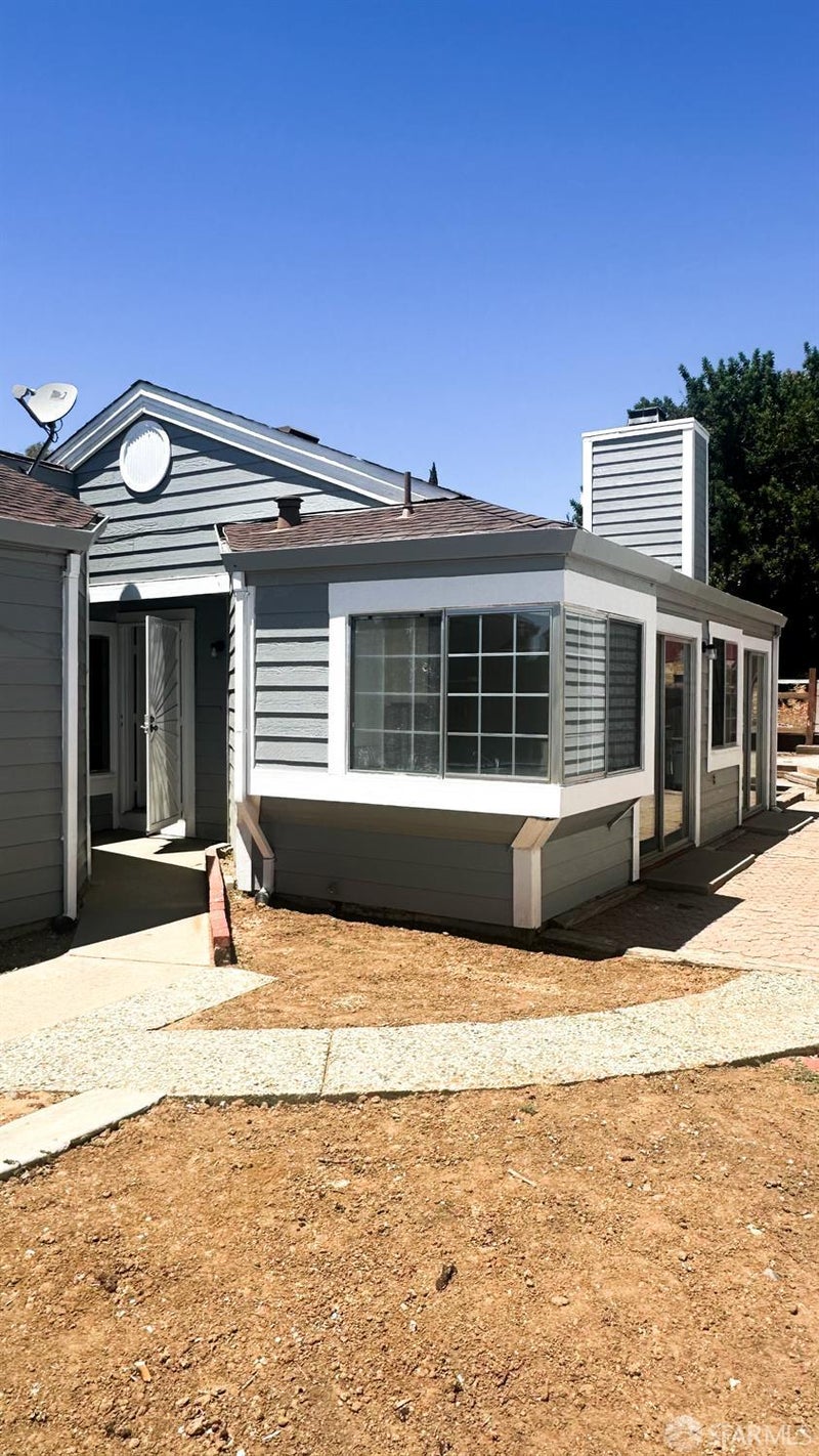 3439 Baywood Circle