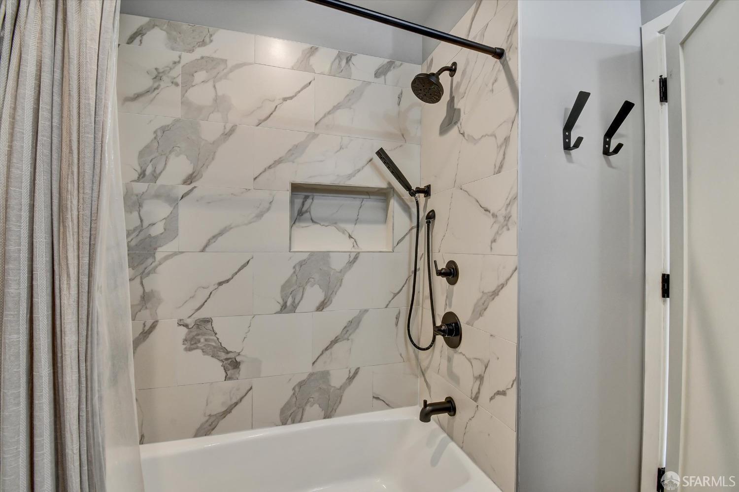 San Francisco, California 94122, United States, 4 Bedrooms Bedrooms, ,2 BathroomsBathrooms,Residential,Active,102967