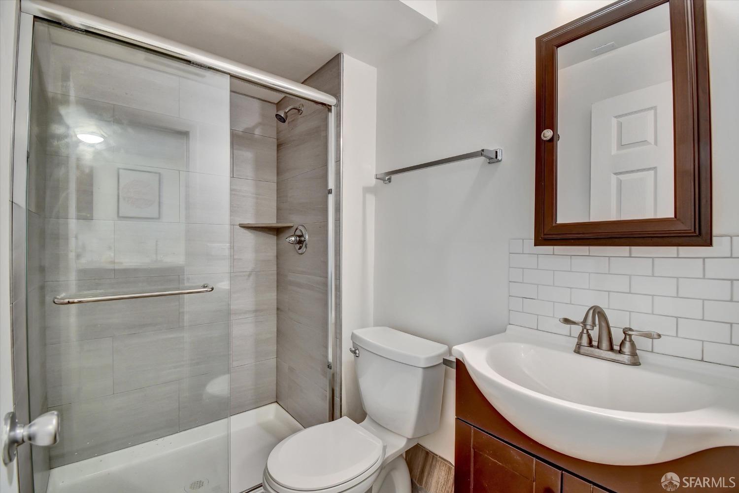 San Francisco, California 94122, United States, 4 Bedrooms Bedrooms, ,2 BathroomsBathrooms,Residential,Active,102967