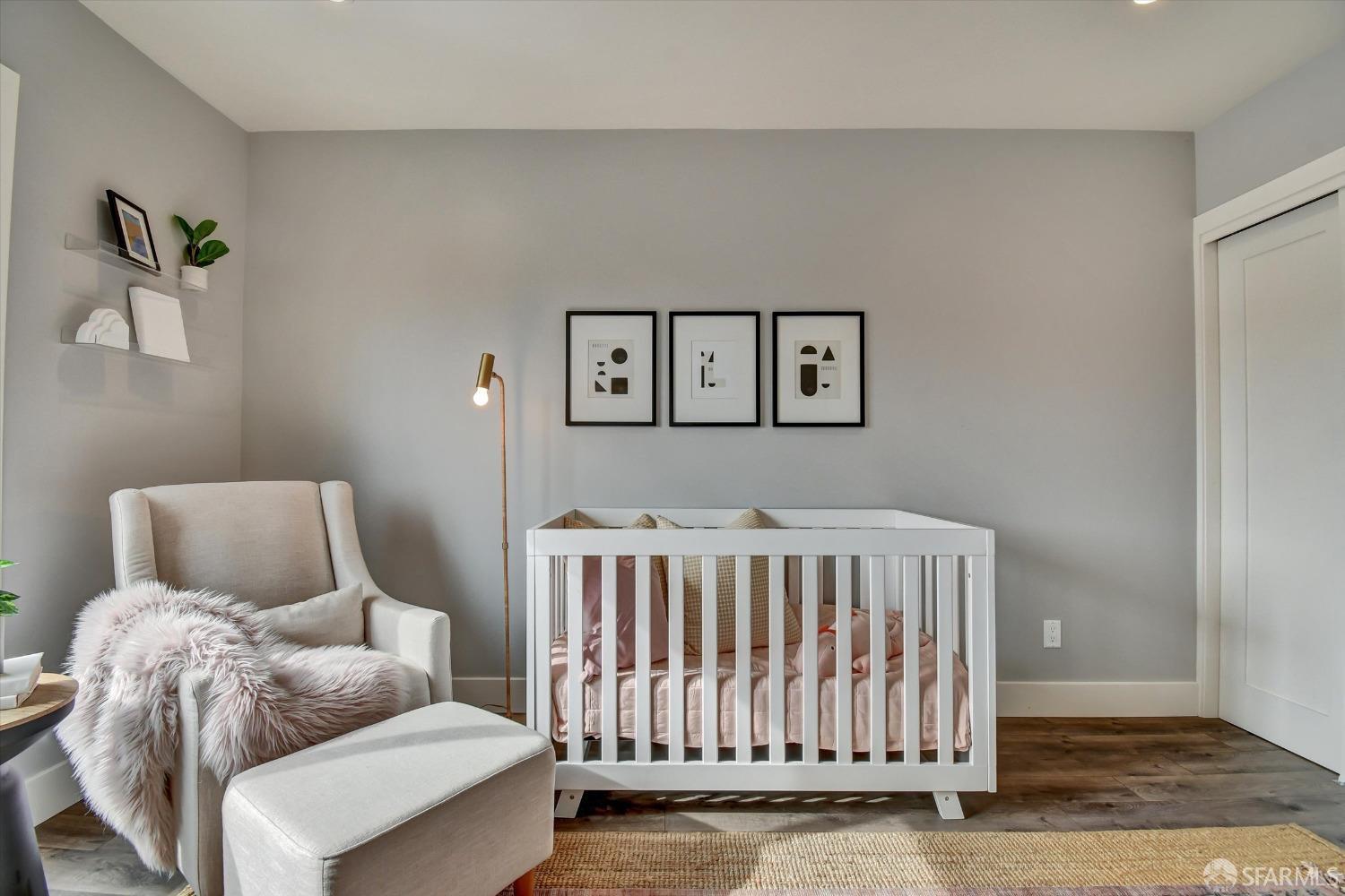 San Francisco, California 94122, United States, 4 Bedrooms Bedrooms, ,2 BathroomsBathrooms,Residential,Active,102967