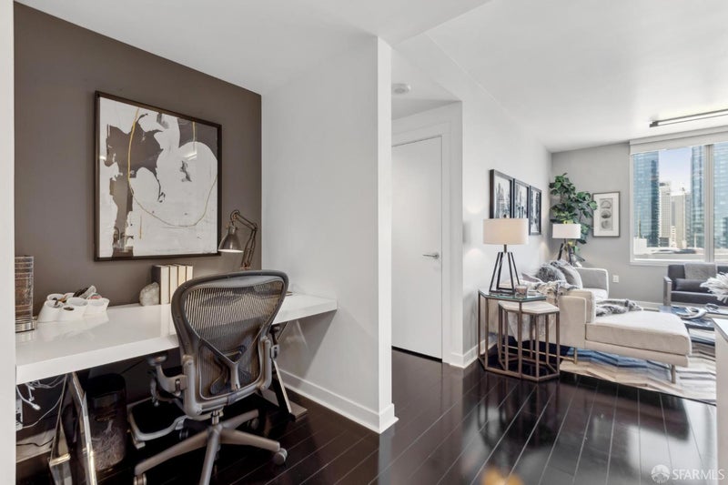 501 Beale Street 18E