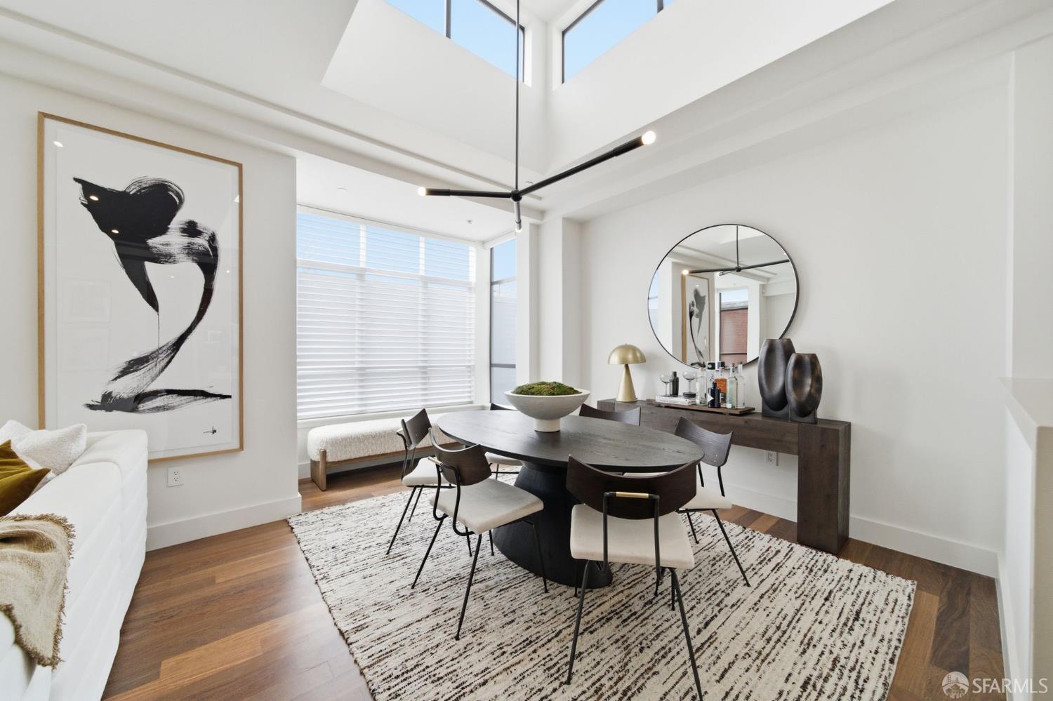 420 Bay Street B
