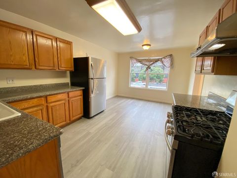 3131 Quintara Street, San Francisco, CA 94116 - #: 424031762