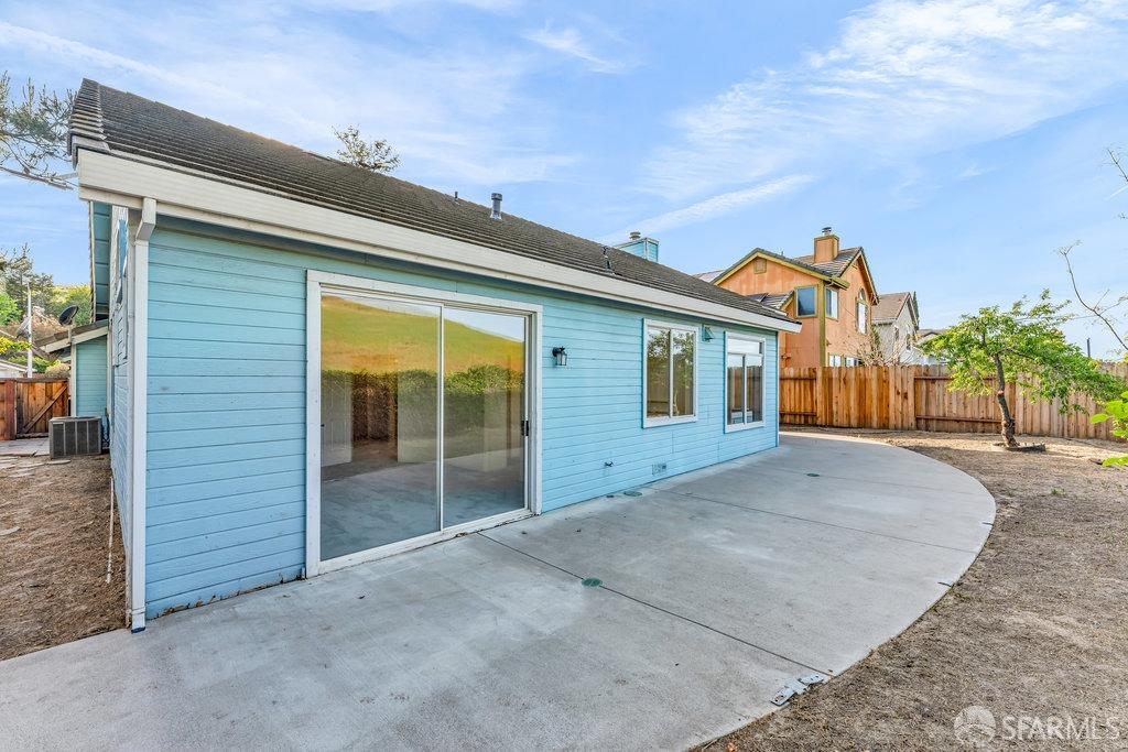 Antioch, California 94531, United States, 3 Bedrooms Bedrooms, ,2 BathroomsBathrooms,Residential,Pending,110856